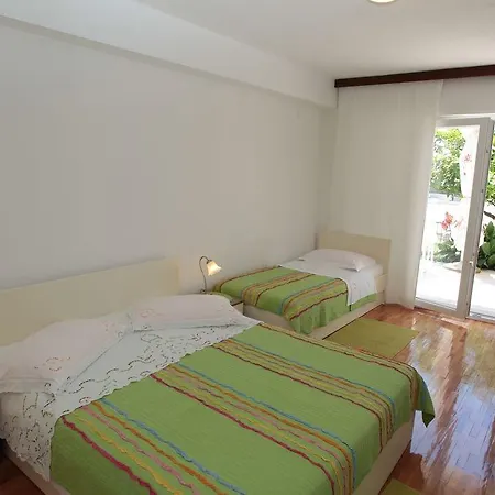 House Apartment *