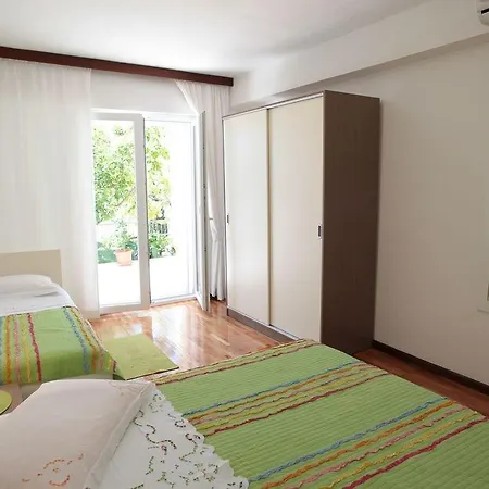 Apartment House *