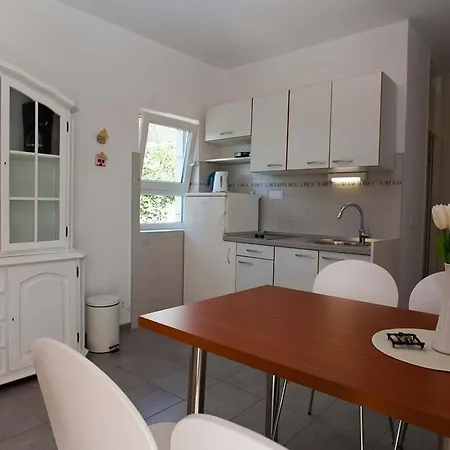 Apartment House *